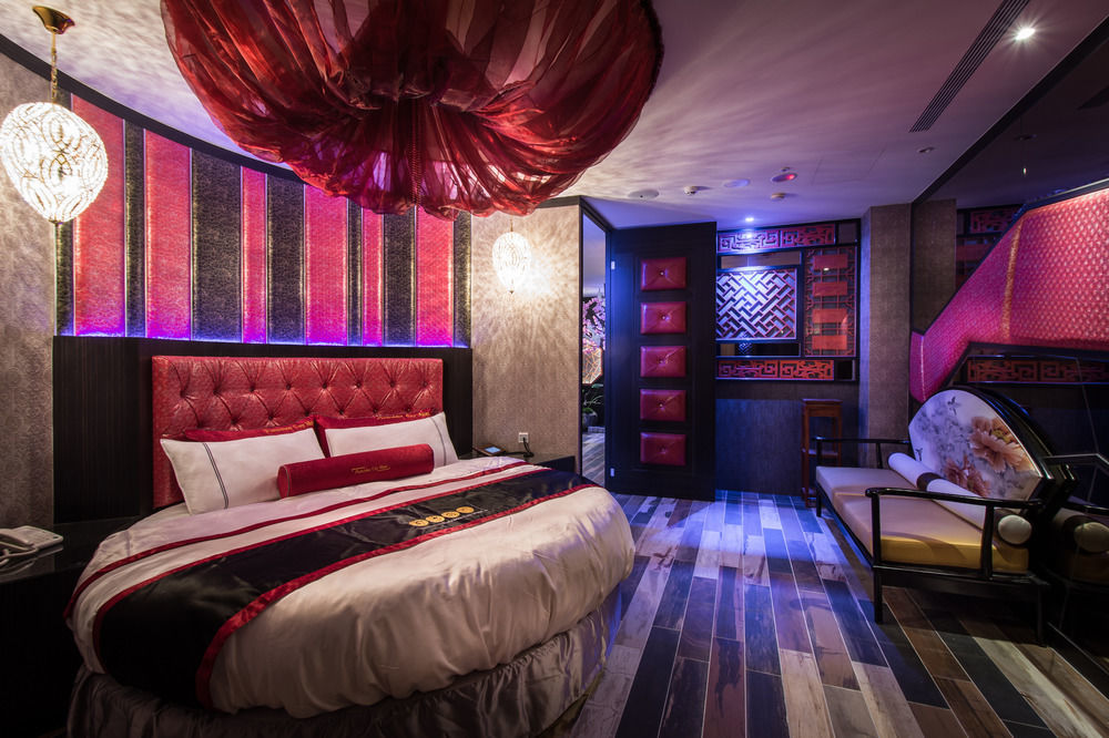 Forbidden City Motel Taichung Exterior foto